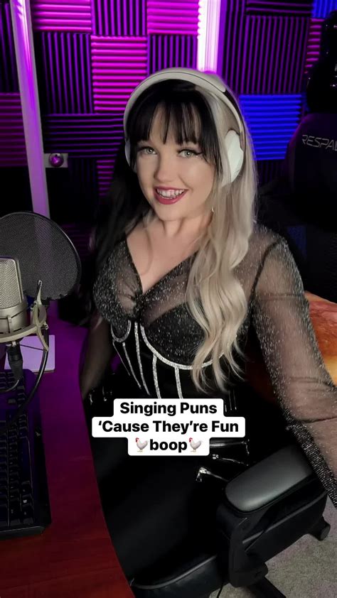 Jazmine Singing Nude Photos & Videos